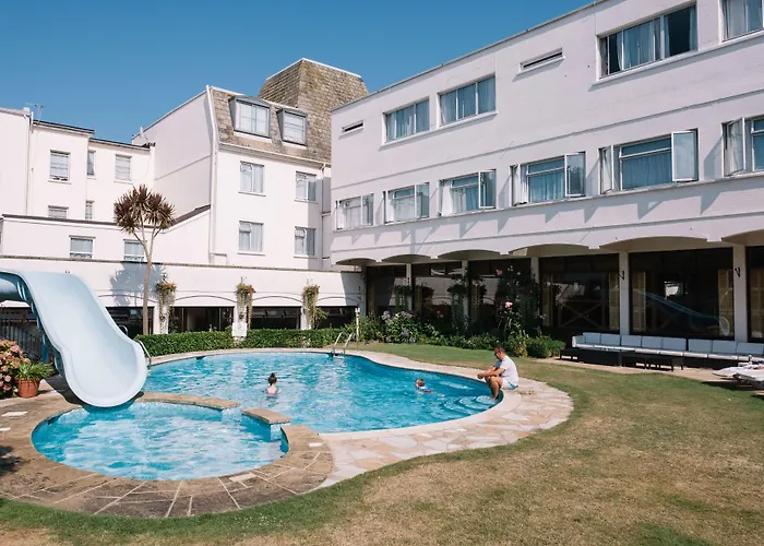 Apollo Hotel